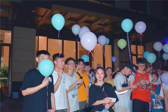 卓鼎k歌之夜丨那些山川与海,自由与爱,想唱给你听